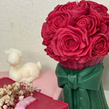 Rose Bouquet Candle