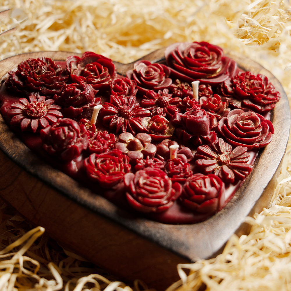 Wooden Heart Candle - Image 2