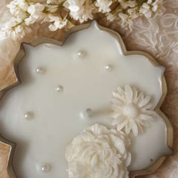 Seven Petals Urli